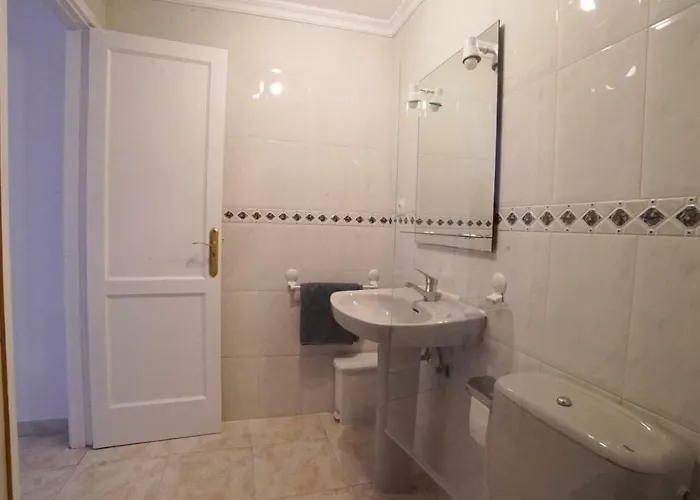 Апартаменты Harbour With Sea View *